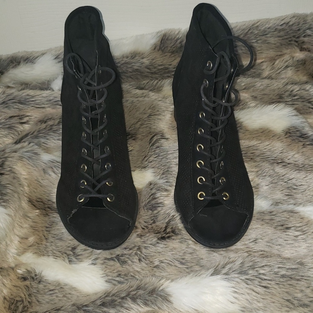 Black lace up boots